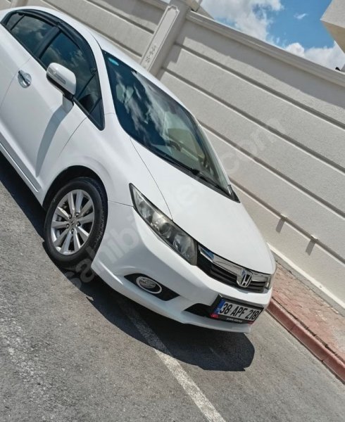Honda Civic 2013 TAKAS YOK
