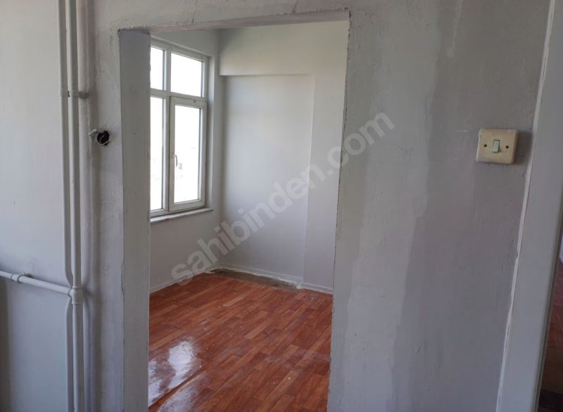 Adliye Yakını Büyük Ofis 200m² 4 adet Büro Tadilatli Cadde Üstü