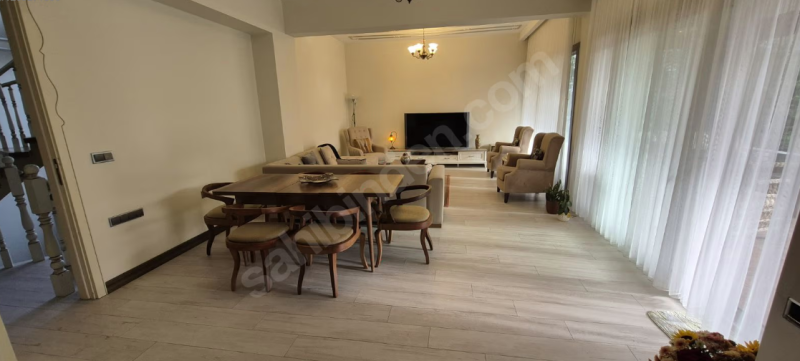 Sahibinden Çay Bağlarında Muhteşem konumda Satılık Villa