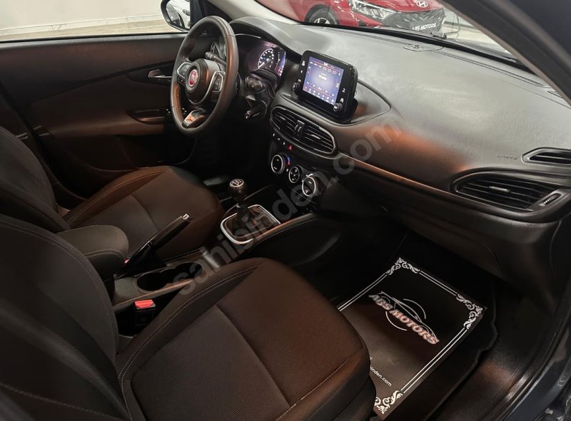 HATASIZ 2023 FİAT EGEA 1.4 FİRE URBAN 45.ooo KM LED FAR+CARPLAY
