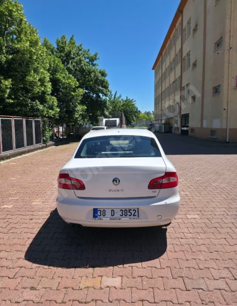 ÖĞRETMENDEN TEMİZ ARAÇ