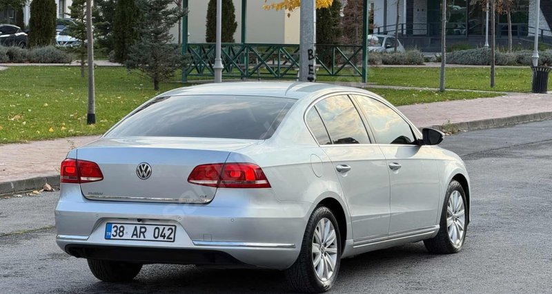 SAHİBİNDEN TEMİZ PASSAT