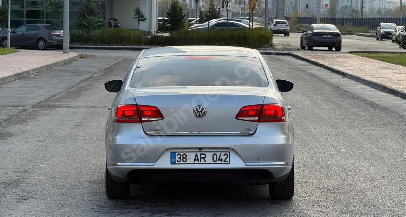 SAHİBİNDEN TEMİZ PASSAT