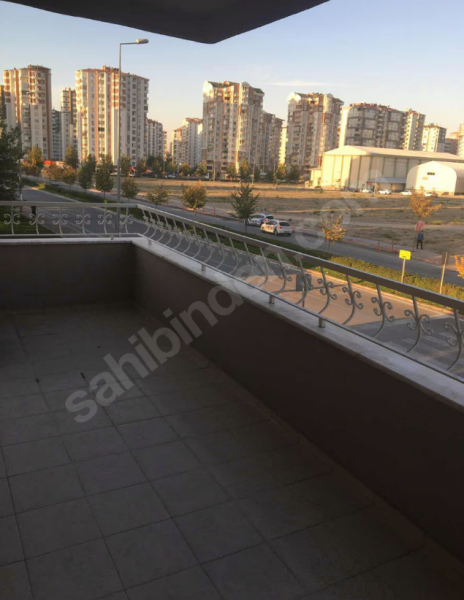 YENİDOĞAN MAHALLESİNDE 210m2 4+1 SATILIK DAİRE