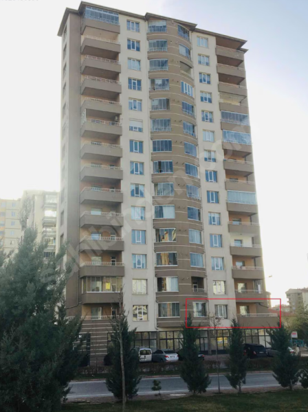 YENİDOĞAN MAHALLESİNDE 210m2 4+1 SATILIK DAİRE