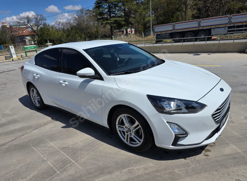otomatik vites ford focus 2020