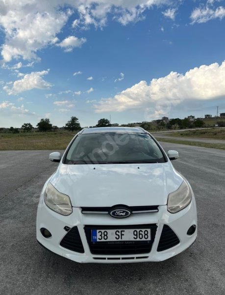 TEMİZ AİLE ARABASI FOCUS