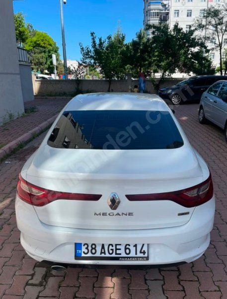 Boyasız Değişensiz Hasar Kayıtsız Aile Aracı Servis Bakımlı