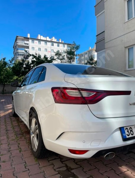 Boyasız Değişensiz Hasar Kayıtsız Aile Aracı Servis Bakımlı