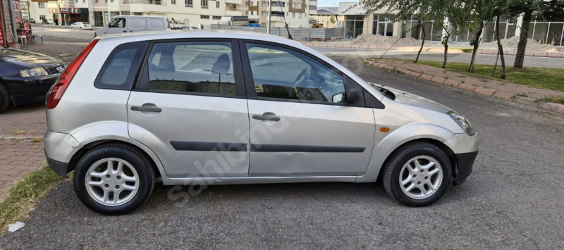 Gümrük Çıkışlı Ford Fiesta