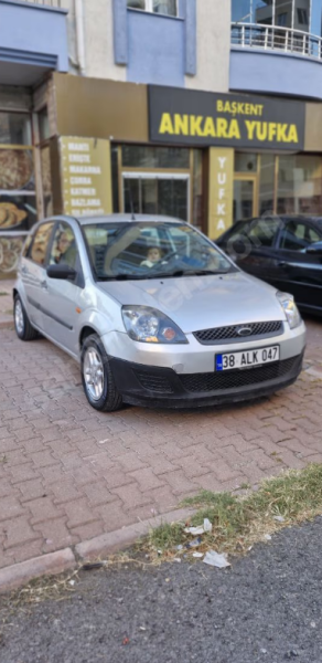 Gümrük Çıkışlı Ford Fiesta