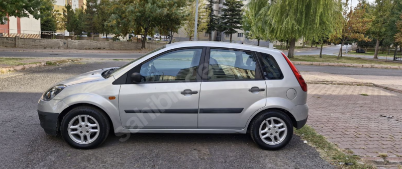 Gümrük Çıkışlı Ford Fiesta