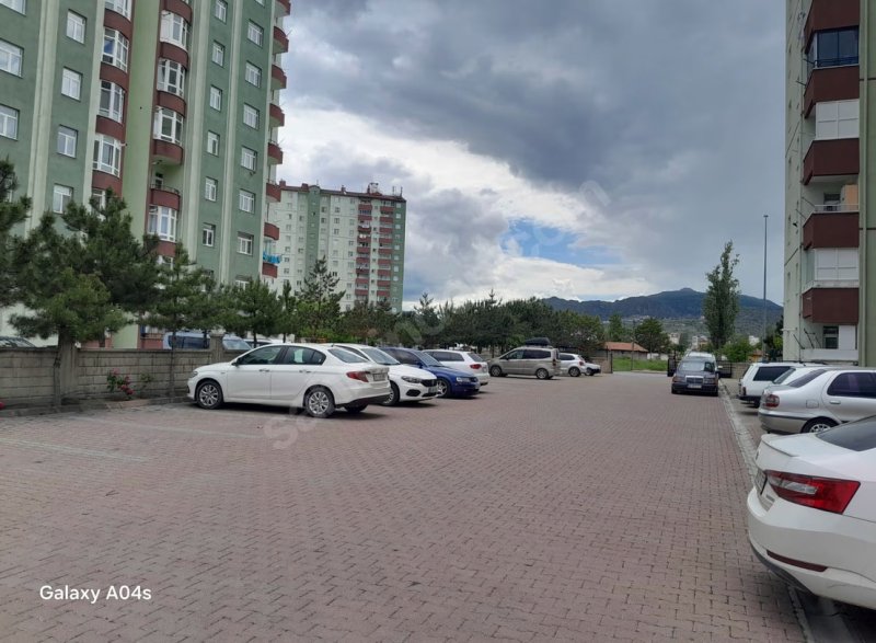 ŞEHİR MERKEZİNE YAKIN 3+1 DAİRE