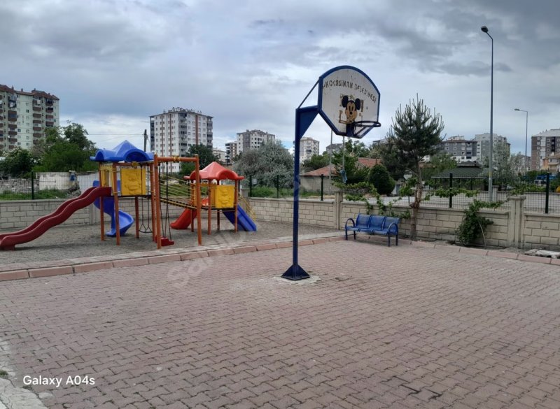 ŞEHİR MERKEZİNE YAKIN 3+1 DAİRE