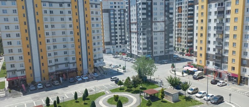 acil satılık ici full yapılı 180 metre merkezi asansörlü daire