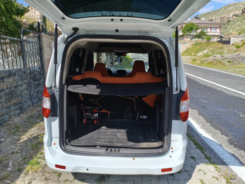 Ford Courier Titanyum Plus