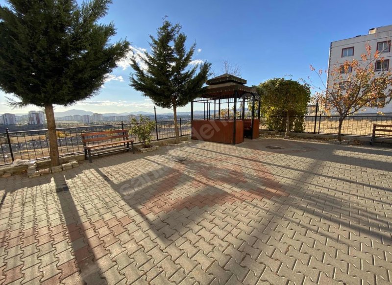 YAVUZSELİM DE ERCİYES MANZARALI SAHİBİNDEN 3+1 SATILIK DAİRE