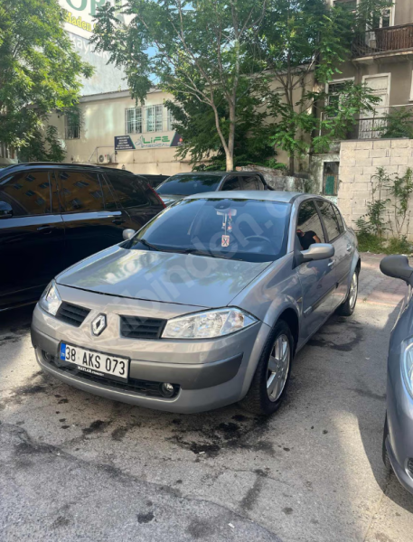 Acill satılık megane 2