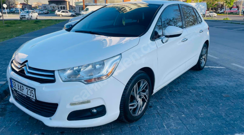 TR TEK EN UYGUN e-HDİ 6 Vites C4 2013