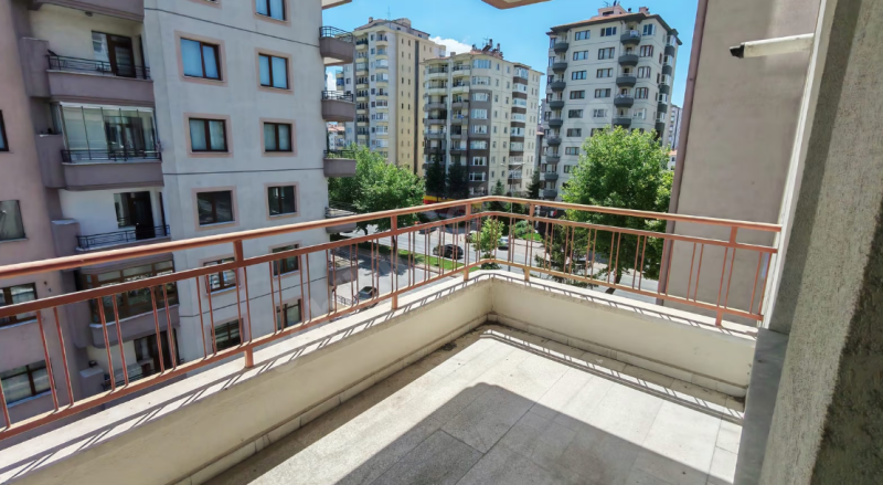 SAHİBİNDEN TUNA CADDESİ ÜZERİNDE ACİL SATILIK DAİRE !!!