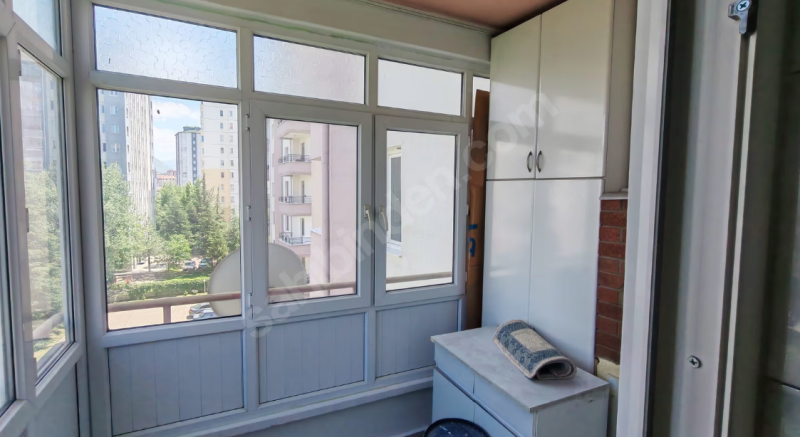 SAHİBİNDEN TUNA CADDESİ ÜZERİNDE ACİL SATILIK DAİRE !!!