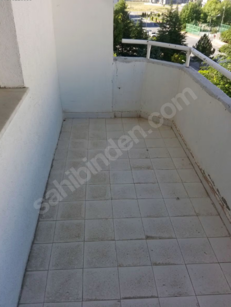 SAHİBİNDEN TRAMVAY DURAĞI YANI DAİRE
