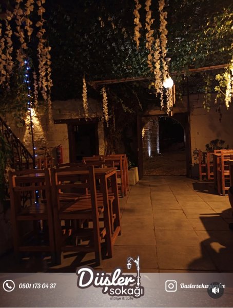 Tarihi konak cafe