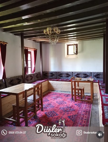 Tarihi konak cafe