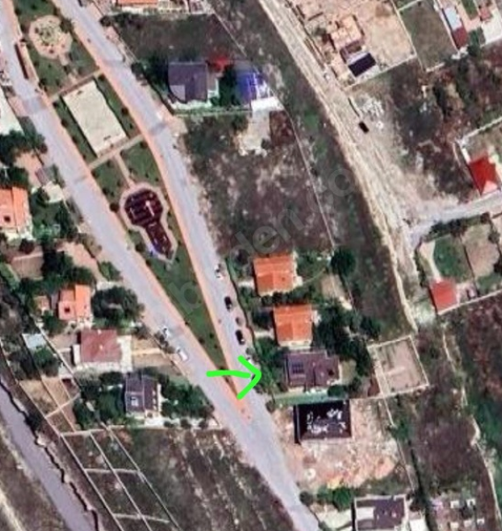 TALAS MÜKEMMEL KONUMDA SİTE İÇERİSİNDE VİLLA