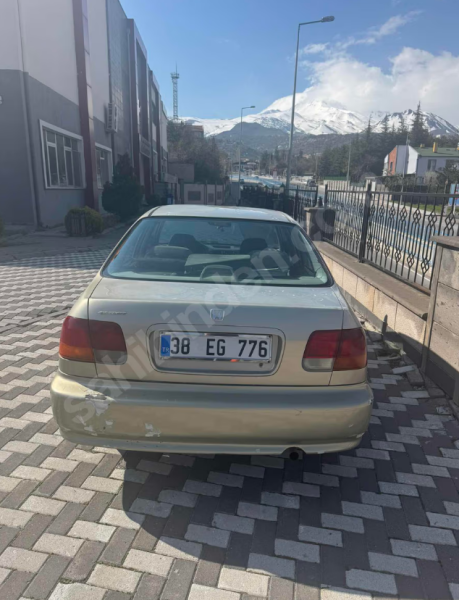 Honda Cıvıc otomatik 1.6 İes aile klimalı