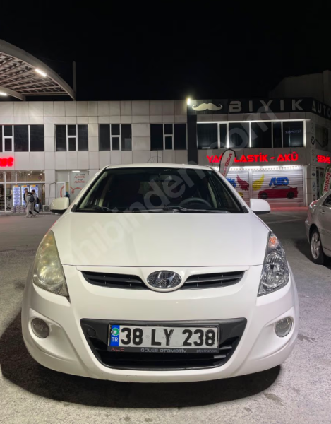 2012 HYUNDAI i20 1.4 CRDi TROY MODE | DİZEL | MANUEL | BAKIMLI