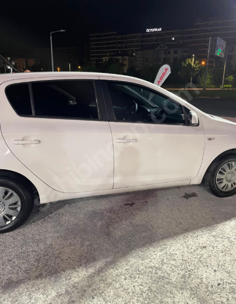2012 HYUNDAI i20 1.4 CRDi TROY MODE | DİZEL | MANUEL | BAKIMLI