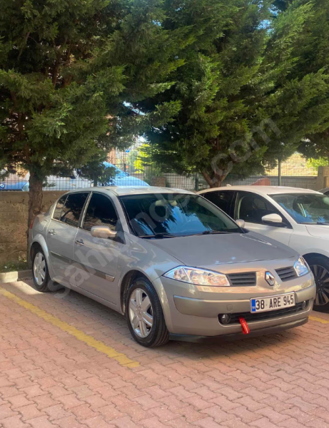 Sahibinden temiz megane acelesi yok