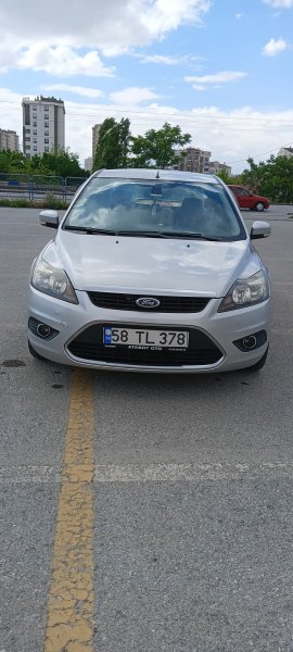Emsalsiz Ford focus