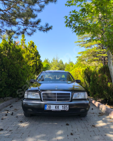 MÜKEMMEL İÇ KONDİSYON LU İMZALI SERİ C220