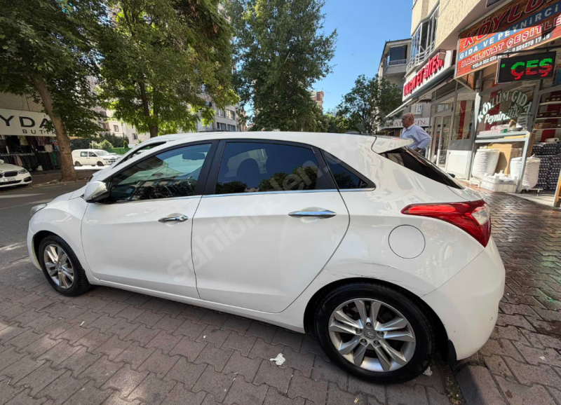 SAHİBİNDEN 2014 MODEL İ30 ELİT PAKET - EN DOLUSU