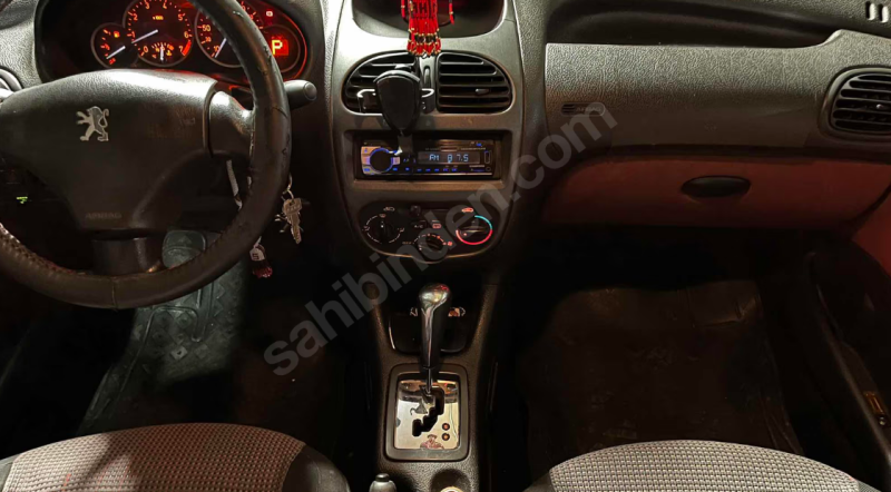 SAHİBİNDEN TEMİZ PEUGEOT 1.4 X-LİNE OTOMATİK