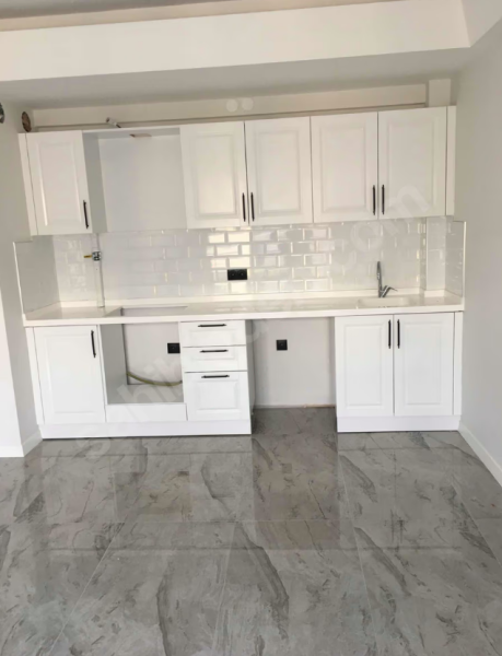 Şehir hastanesi karşısında satılık 4 + 0 daire.