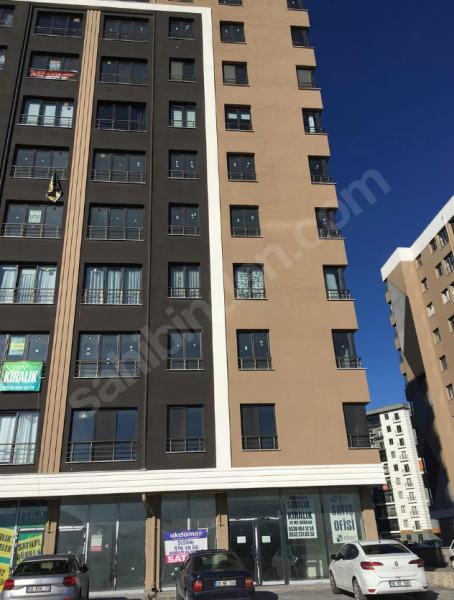 Şehir hastanesi karşısında satılık 4 + 0 daire.