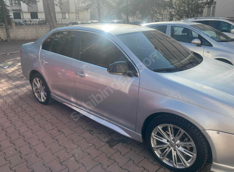 SAHİBİNDEN HATASIZ - BOYASIZ - EKSTRALI JETTA 1.4 TSI 140 HP