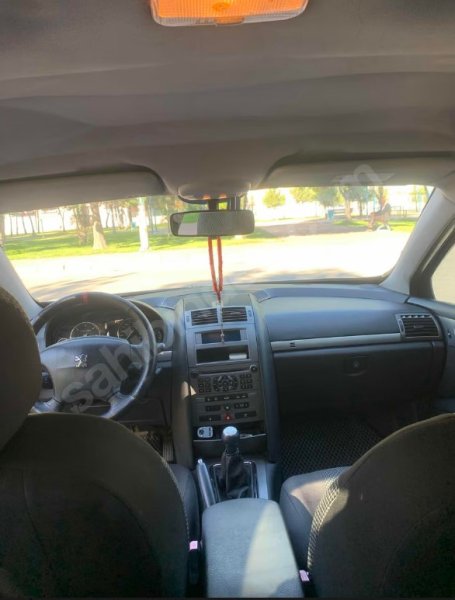 Peugeot 407