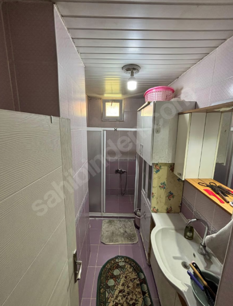 SAHİBİNDEN MERKEZİ KONUMDA İÇİ FULL YAPILI 3+1 DAİRE