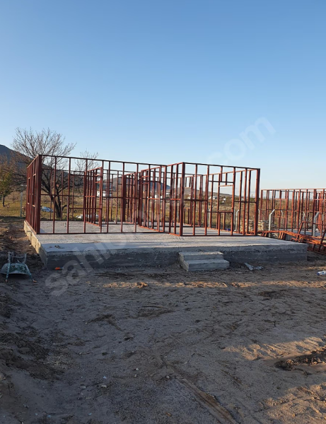 İNCESU GARİPÇEDE 550 METREKARE İÇİNDE 2+1 ÇELİK YAPILI BAĞ EVİ