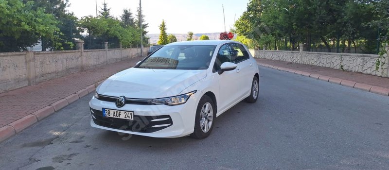 İLK SAHİBİNDEN HATASIZ BOYASIZ 2025 MODEL VOLKSWAGEN GOLF