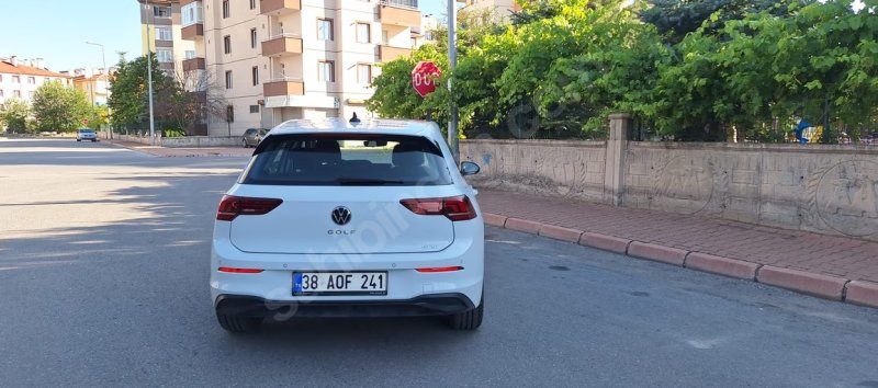İLK SAHİBİNDEN HATASIZ BOYASIZ 2025 MODEL VOLKSWAGEN GOLF