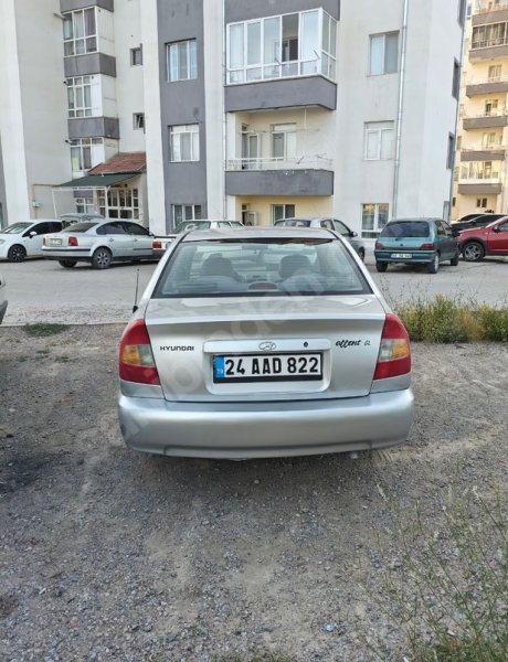 Hyundai Accent 1.5 GL Milenyum Tramersiz Bayan Öğretmenden Temiz