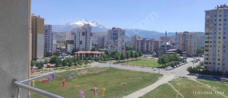 Erciyes Dağı manzaralı,konum,oturum,fiyat olarak mükemmel
