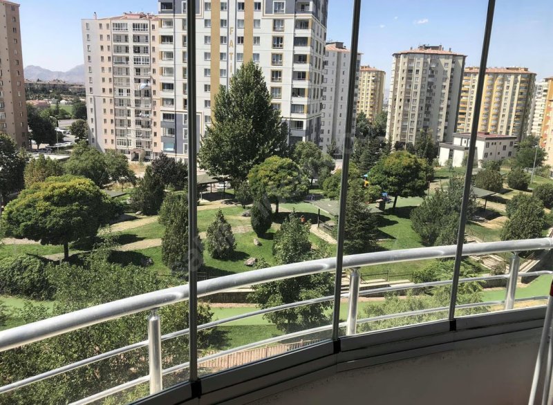 TALAS BAHÇELİ EVLERDE EŞYALI 3+1 DAİRE-AİLELER İÇİN UYGUNDUR