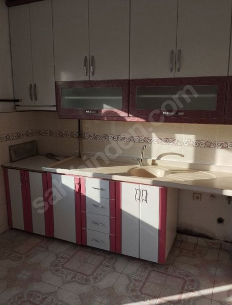 KİRALIK KOMBİLİ DAİRE 100 YIL MAH