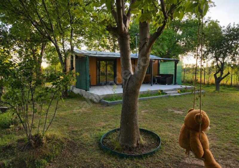 DOĞAYLA İÇ İÇE HUZURLU YAŞAM FIRSATI (860 M2 TEK TAPU 1+1 EVLİ)